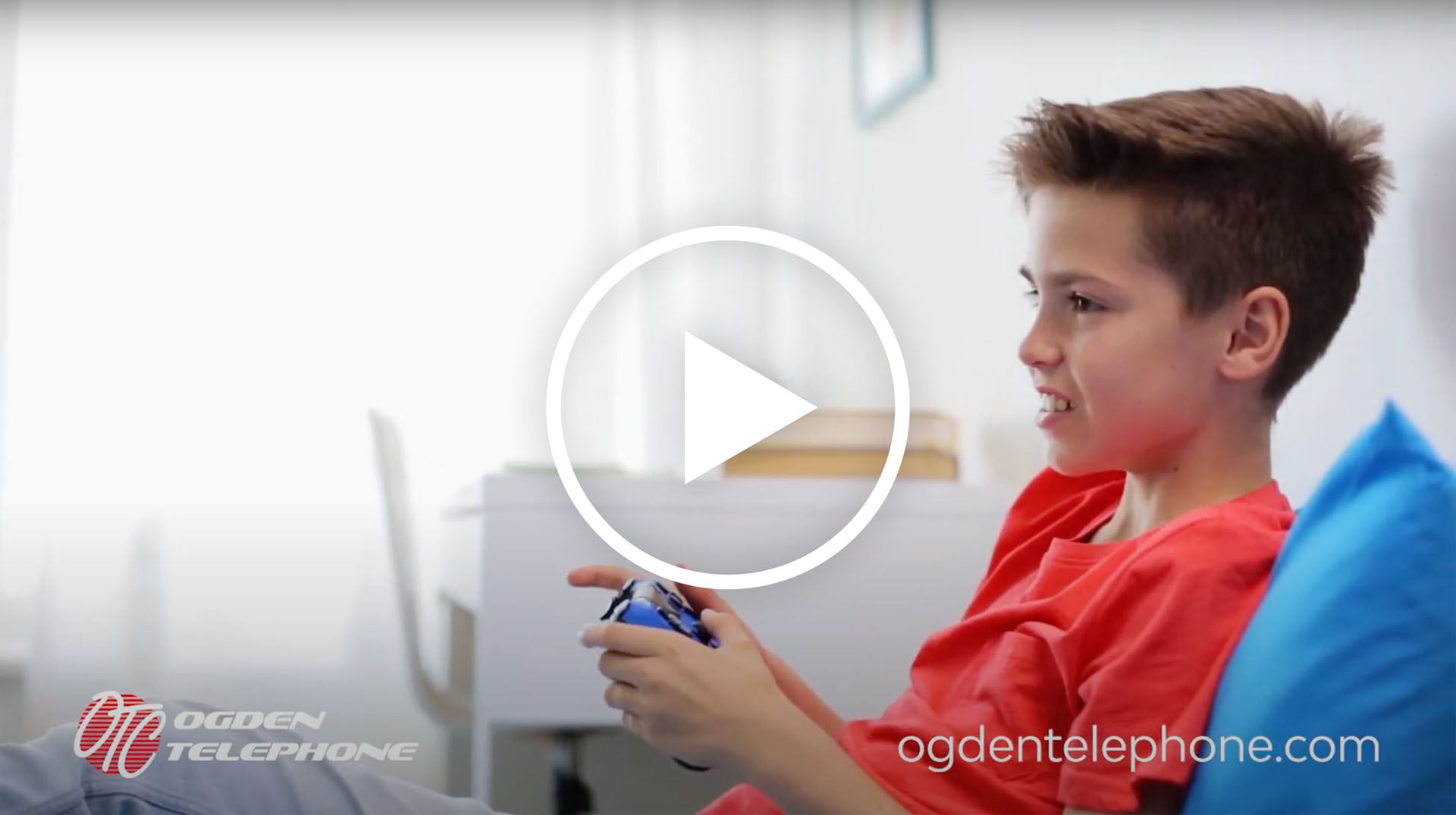 Young boy playing video games using Ogden's fiberoptic internet service