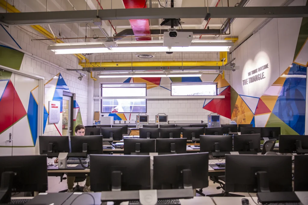 Environmental design at the Wilder computer lab at Iowa State University